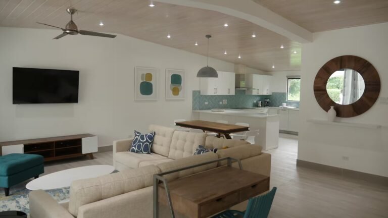 Aquarius Villa – Open plan living and dining